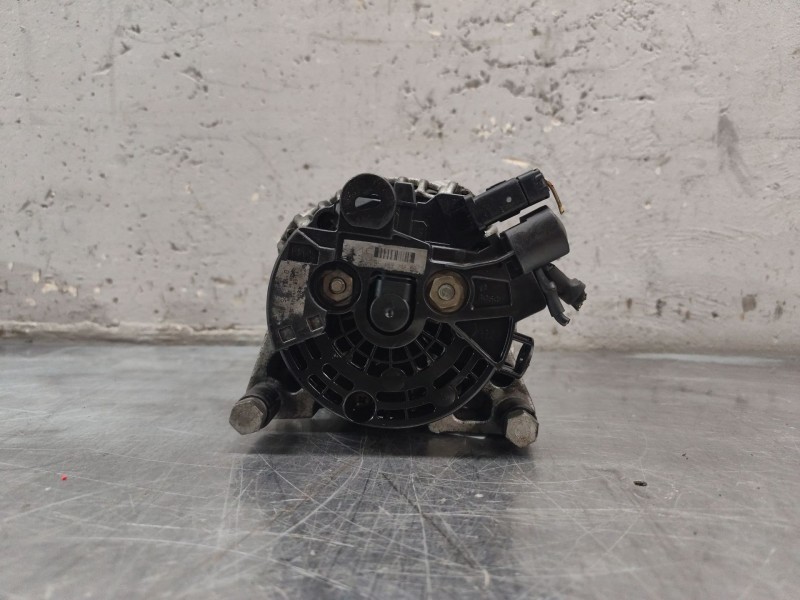 Recambio de alternador para peugeot 206 berlina xt referencia OEM IAM 9646321880  