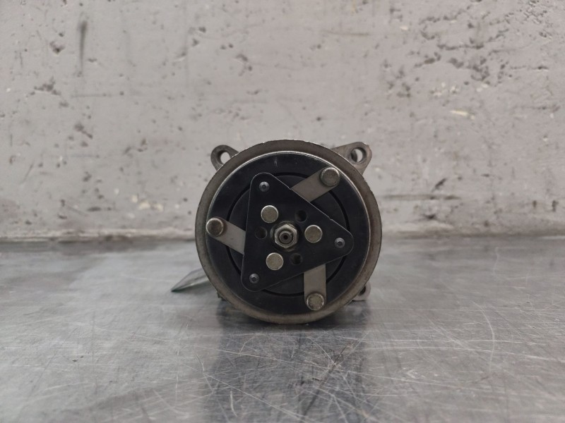 Recambio de compresor aire acondicionado para peugeot 206 berlina xt referencia OEM IAM 96390782  