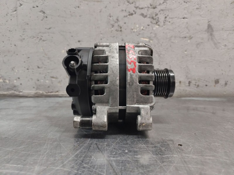 Recambio de alternador para peugeot partner tepee 1.6 bluehdi 100 referencia OEM IAM 9810525380  