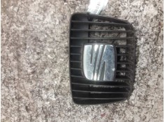Recambio de rejilla delantera central para seat cordoba berlina (6k2) stella referencia OEM IAM 6K0853654D  