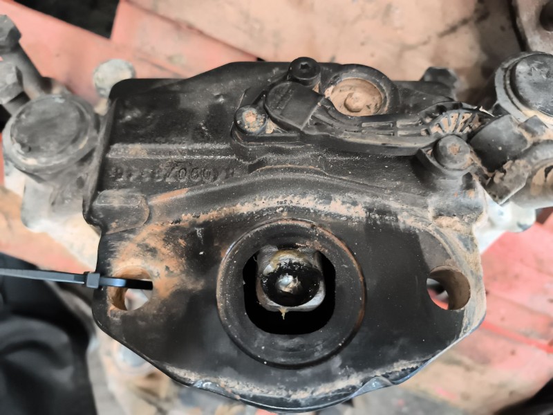 Recambio de pinza freno trasera izquierda para man tgx 18.xxx 12.4 diesel referencia OEM IAM 81508046637 6403220710 