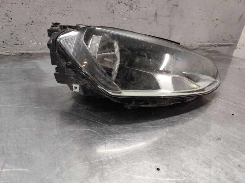Recambio de faro derecho para volkswagen golf vii (5g1, bq1, be1, be2) 1.6 tdi referencia OEM IAM 5G1941006E  
