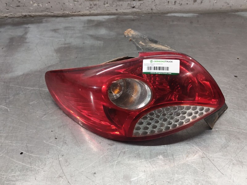 Recambio de piloto trasero derecho para peugeot 206+ básico referencia OEM IAM   