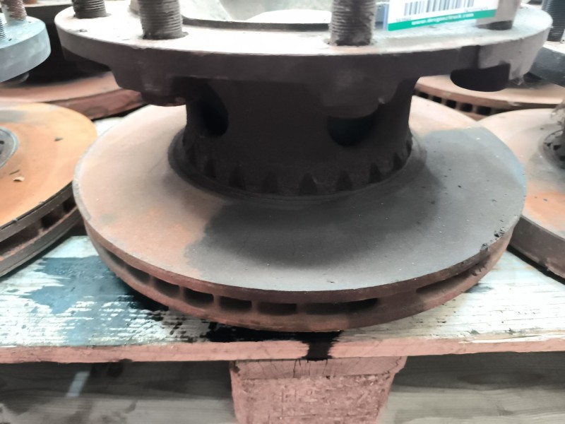 Recambio de buje delantero para renault premium lander 10.8 diesel referencia OEM IAM 7421022433  