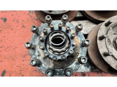 Recambio de buje trasero izquierdo para renault magnum ab 2005 12.8 diesel referencia OEM IAM   