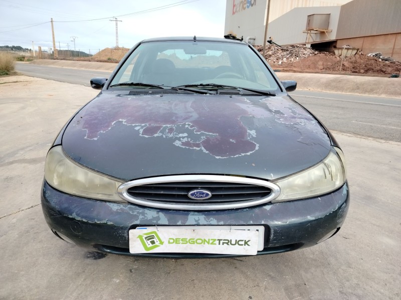 ford mondeo ii sedán (bfp) del año 1996