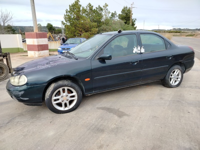 ford mondeo ii sedán (bfp) del año 1996