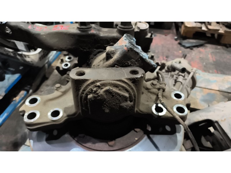 Recambio de mangueta delantera derecha para volvo fm 12 2002 referencia OEM IAM 20455920  