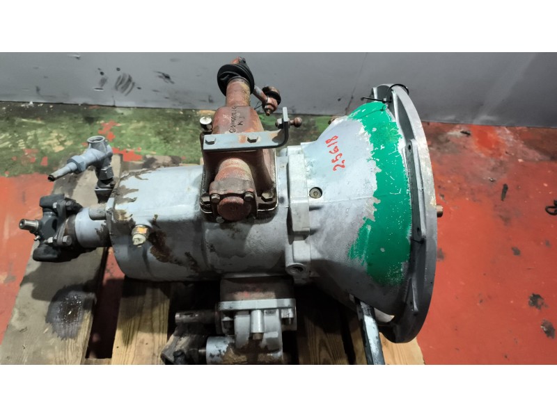 Recambio de caja cambios para ebro l-35s referencia OEM IAM T5200  