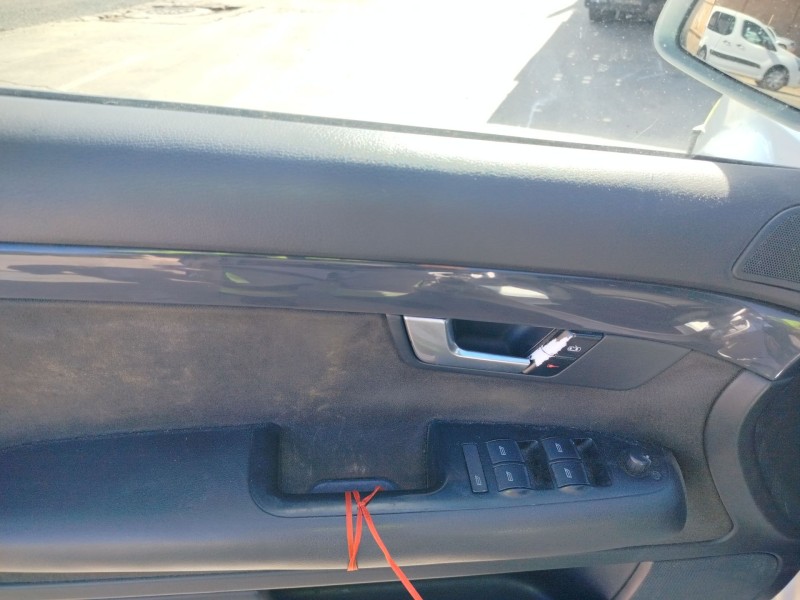 audi a4 berlina (8e) del año 2000