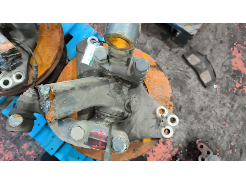 Recambio de mangueta delantera izquierda para daf xf 106 480 referencia OEM IAM 1798816  