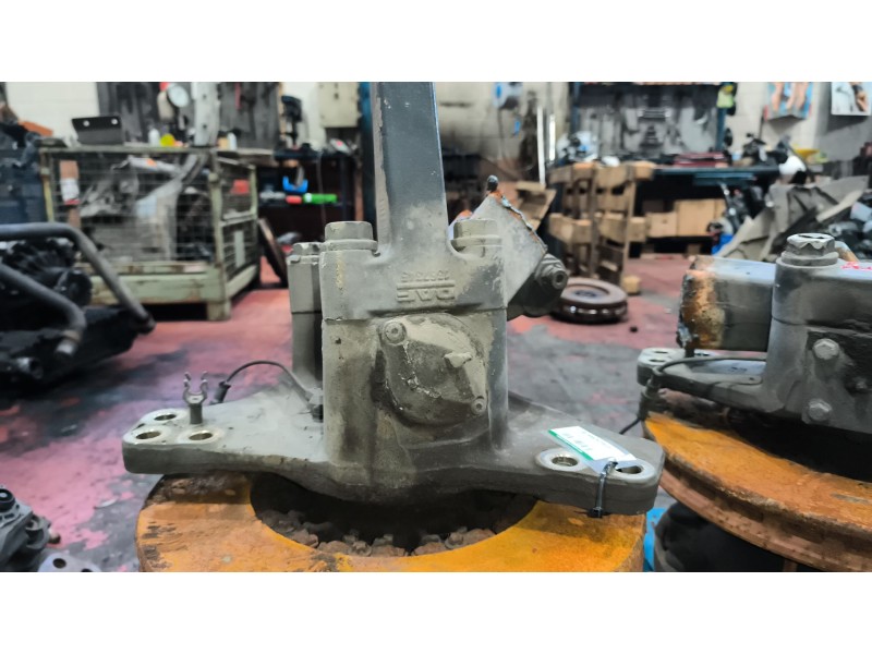 Recambio de mangueta delantera izquierda para daf xf 106 480 referencia OEM IAM 1798816  