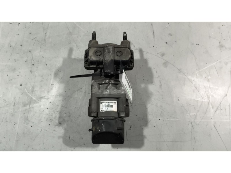 Recambio de valvula aire para renault magnum ab 2005 12.8 diesel referencia OEM IAM 5010633320 K001428 