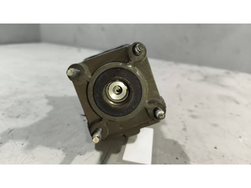 Recambio de valvula aire para renault magnum ab 2005 12.8 diesel referencia OEM IAM 5010633320 K001428 