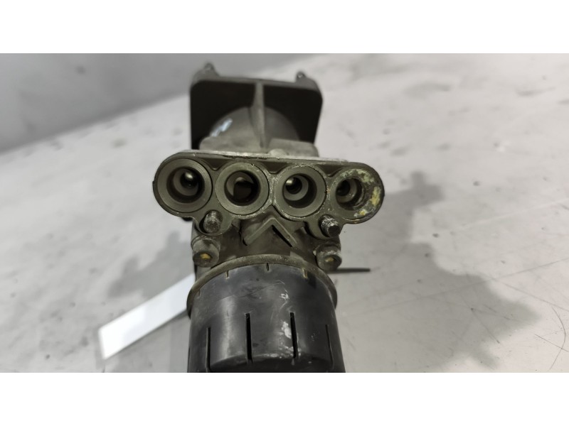 Recambio de valvula aire para renault magnum ab 2005 12.8 diesel referencia OEM IAM 5010633320 K001428 