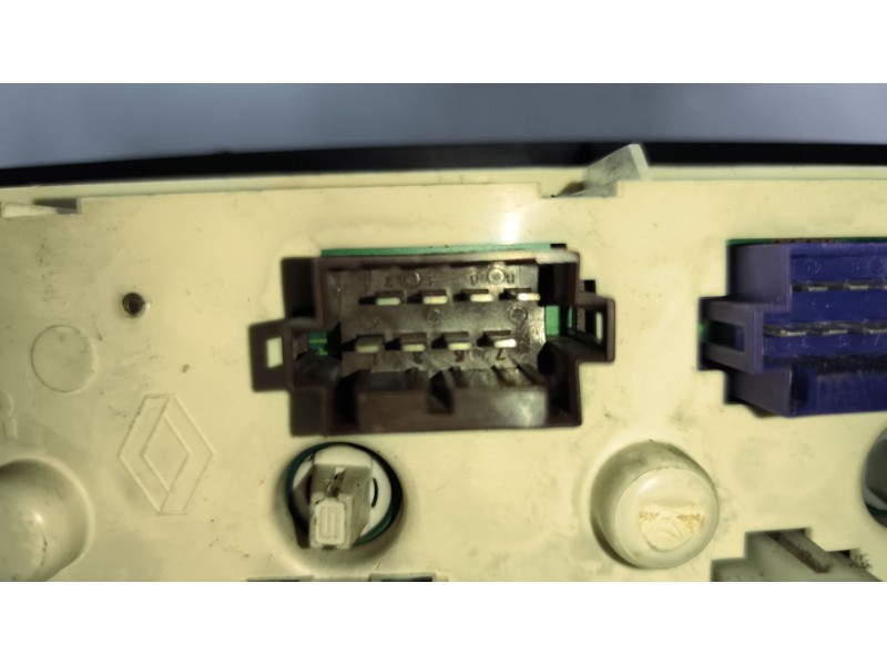 Recambio de mando calefaccion / aire acondicionado para renault magnum ab 2005 12.8 diesel referencia OEM IAM 5010290297  