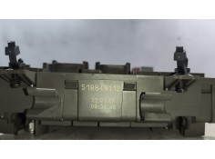 Recambio de caja reles / fusibles para renault magnum ab 2005 12.8 diesel referencia OEM IAM 5010590677   2