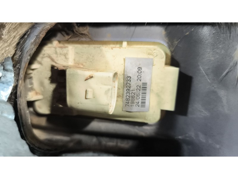 Recambio de chapa cubrecatalizador para renault serie t 12.8 diesel referencia OEM IAM 7421937403  