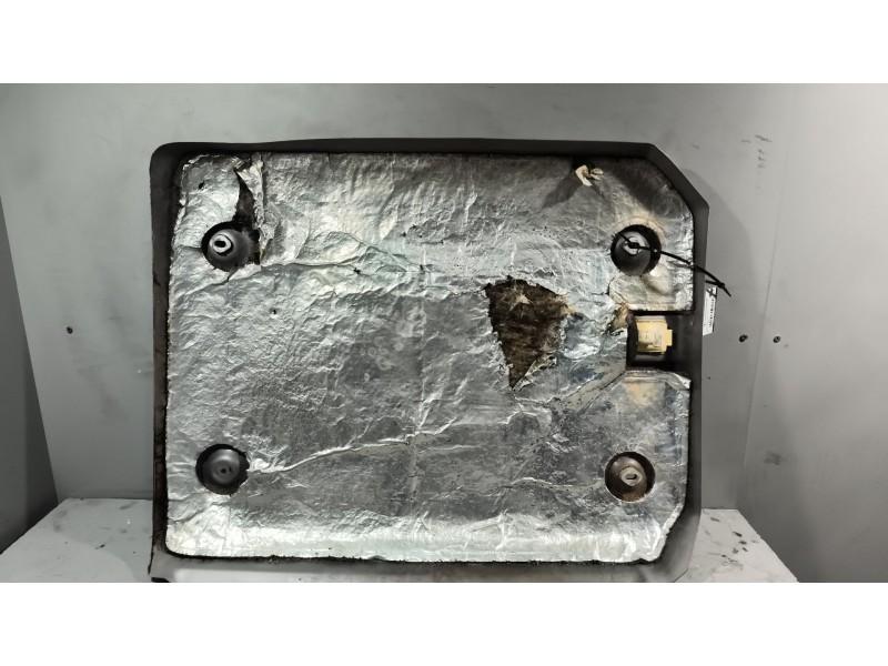 Recambio de chapa cubrecatalizador para renault serie t 12.8 diesel referencia OEM IAM 7421937403  