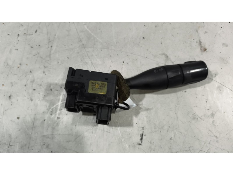 Recambio de mando intermitentes para renault magnum ab 2005 12.8 diesel referencia OEM IAM 5010589561  