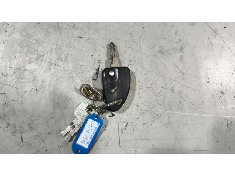 Recambio de conmutador de arranque para renault magnum ab 2005 12.8 diesel referencia OEM IAM 5010590596  