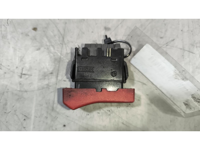 Recambio de warning para renault magnum ab 2005 12.8 diesel referencia OEM IAM 5010306848  