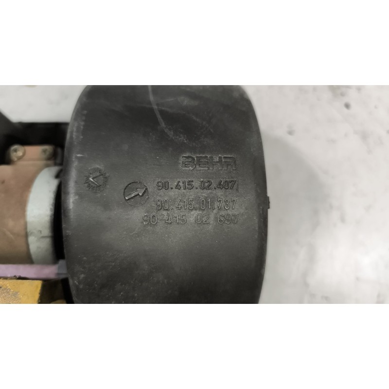 Recambio de motor calefaccion para volvo fm 12 asta 2001 12.1 diesel (d12d340) referencia OEM IAM 3090905  