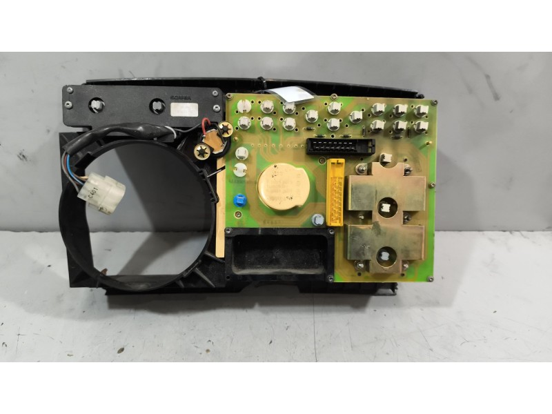 Recambio de cuadro instrumentos para scania serie 4 (p/r 164 l) 15.6 diesel referencia OEM IAM 1488554  