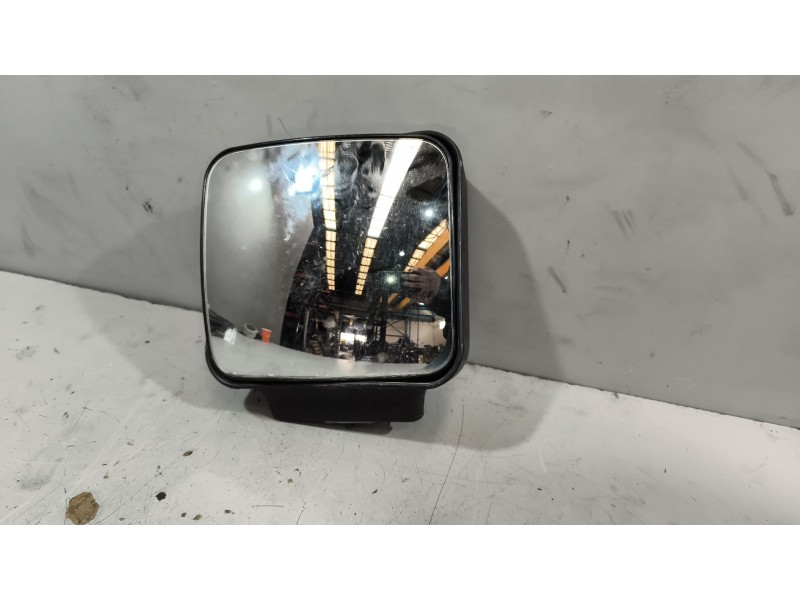 Recambio de retrovisor auxiliar para renault magnum ab 2005 12.8 diesel referencia OEM IAM   