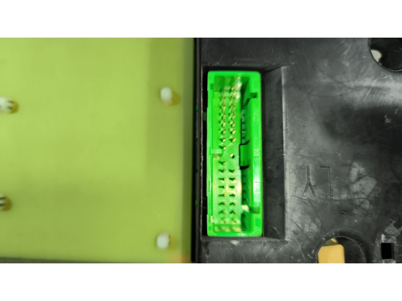 Recambio de cuadro instrumentos para volvo fm 12 asta 2001 12.1 diesel (d12d340) referencia OEM IAM 3198531  