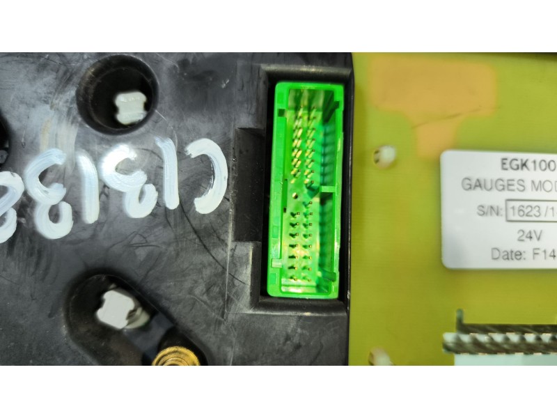 Recambio de cuadro instrumentos para volvo fm 12 asta 2001 12.1 diesel (d12d340) referencia OEM IAM 3198531  