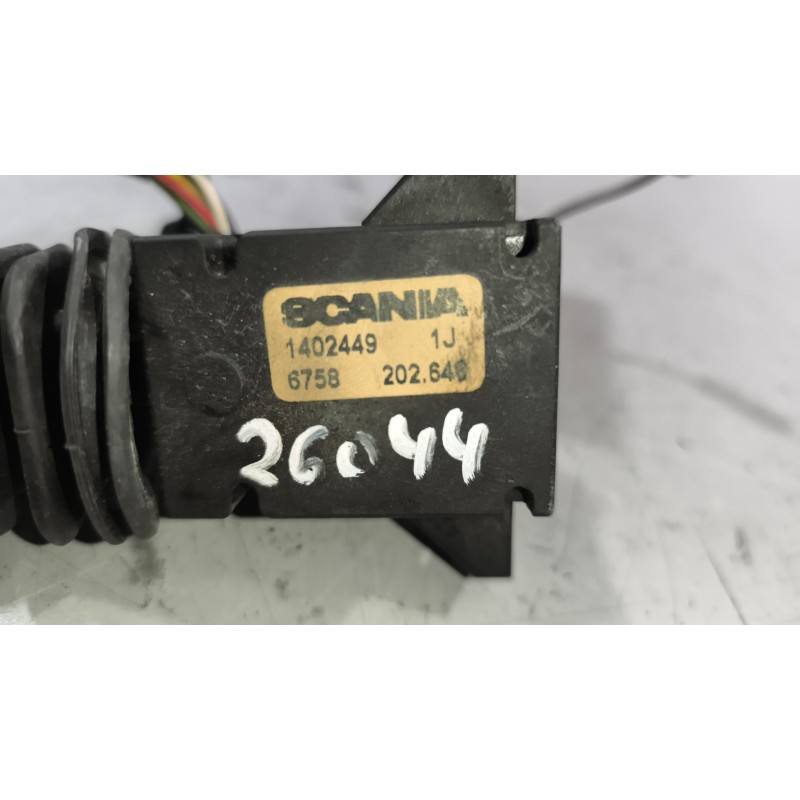 Recambio de mando intermitentes para scania serie 4 (p/r 164 l) 15.6 diesel referencia OEM IAM 1402449  