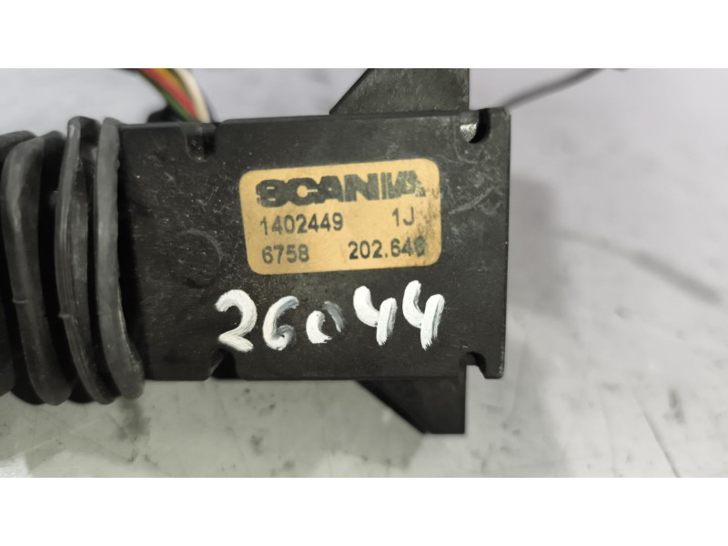 Recambio de mando intermitentes para scania serie 4 (p/r 164 l) 15.6 diesel referencia OEM IAM 1402449  