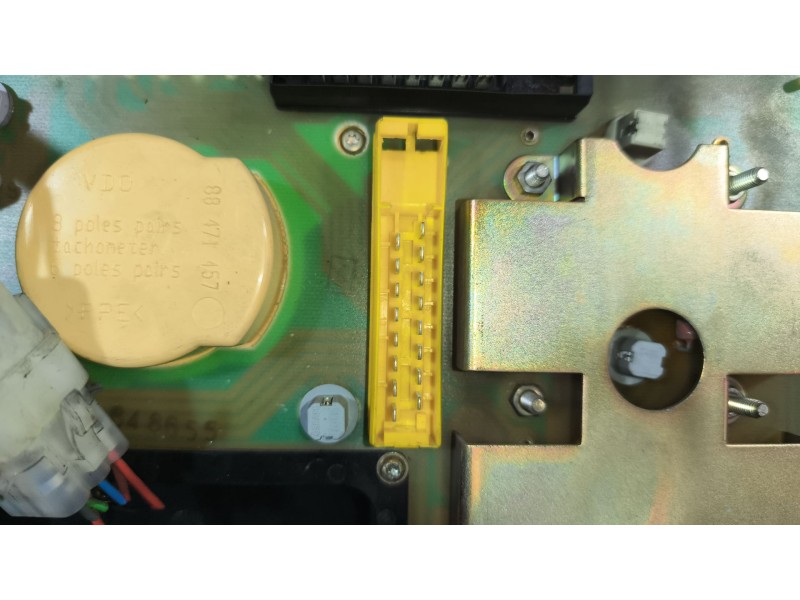 Recambio de cuadro instrumentos para scania serie 4 (p/r 164 l) 15.6 diesel referencia OEM IAM 1431962  