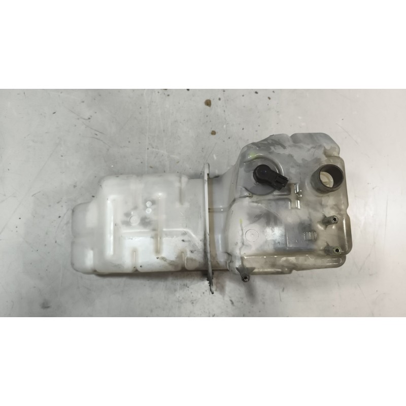 Recambio de deposito expansion para scania serie 4 (p/r 164 l) 15.6 diesel referencia OEM IAM 2401668  