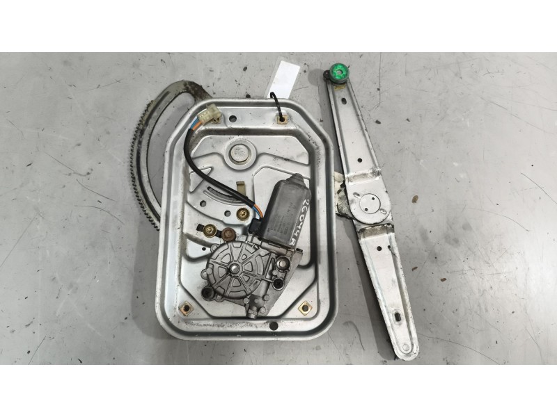 Recambio de elevalunas delantero derecho para scania serie 4 (p/r 164 l) 15.6 diesel referencia OEM IAM   