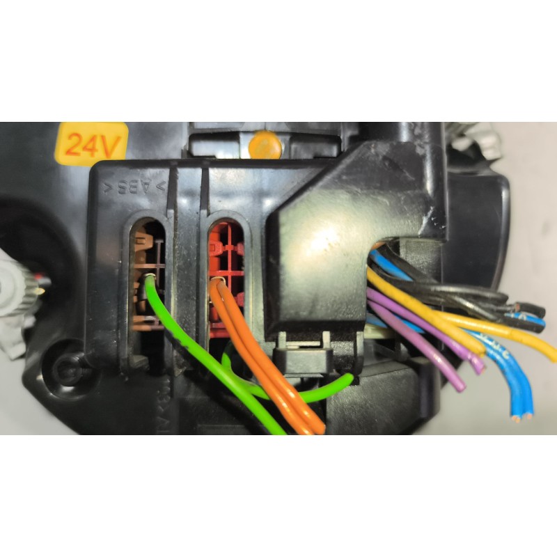 Recambio de tacografo para scania serie 4 (p/r 164 l) 15.6 diesel referencia OEM IAM 13182709 20471813 