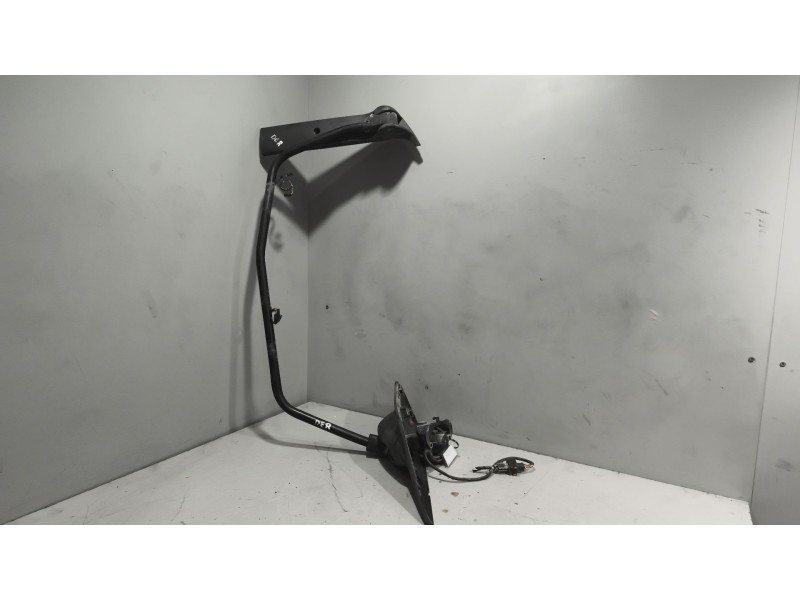 Recambio de brazo retrovisor derecho para renault midlum 6.2 diesel referencia OEM IAM   
