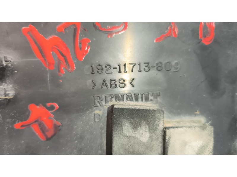 Recambio de brazo retrovisor derecho para renault midlum 6.2 diesel referencia OEM IAM   