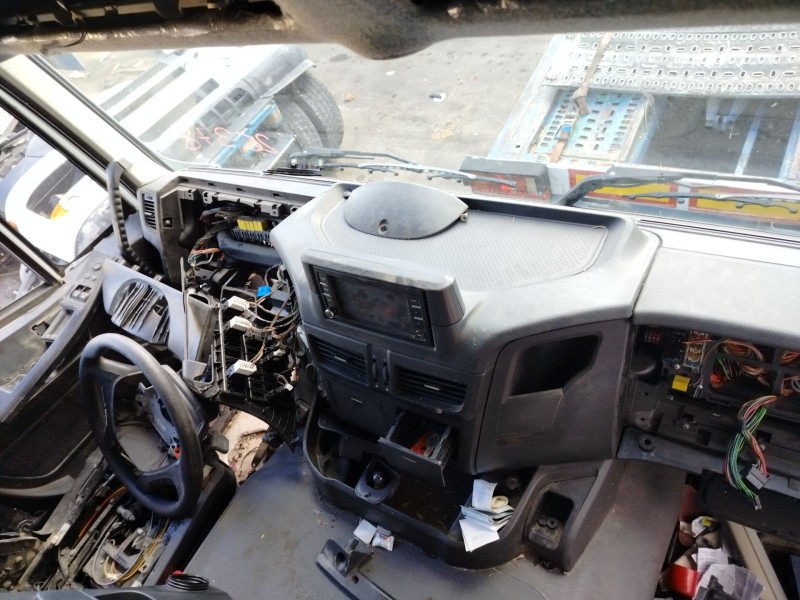 iveco stralis (ad/at) del año 2014