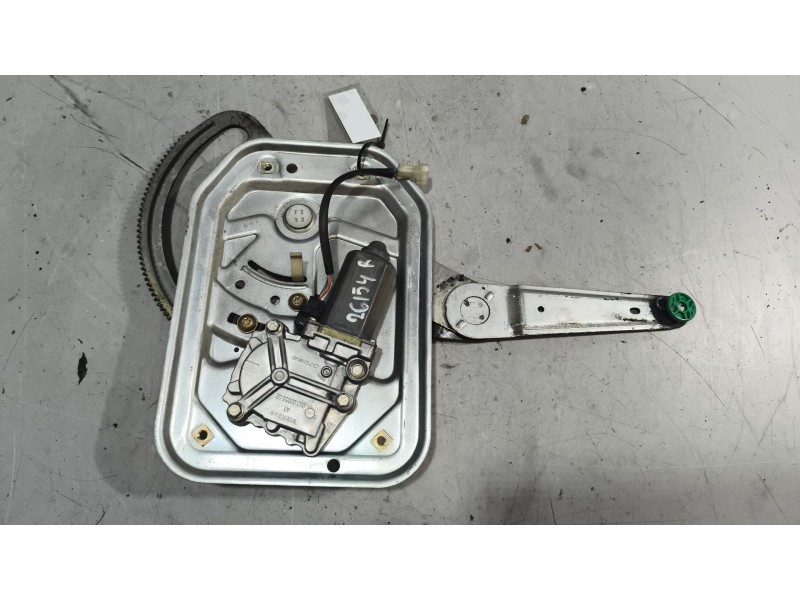 Recambio de elevalunas delantero derecho para scania 4 - series 164 l/580 referencia OEM IAM   