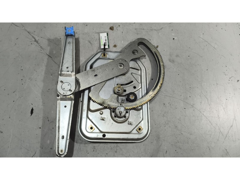 Recambio de elevalunas delantero derecho para scania 4 - series 164 l/580 referencia OEM IAM   