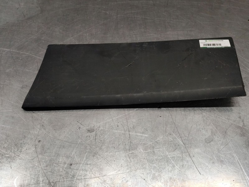 Recambio de moldura para renault trafic iii furgoneta (fg_) 2.0 dci 120 (fgmn) referencia OEM IAM 788137407R  