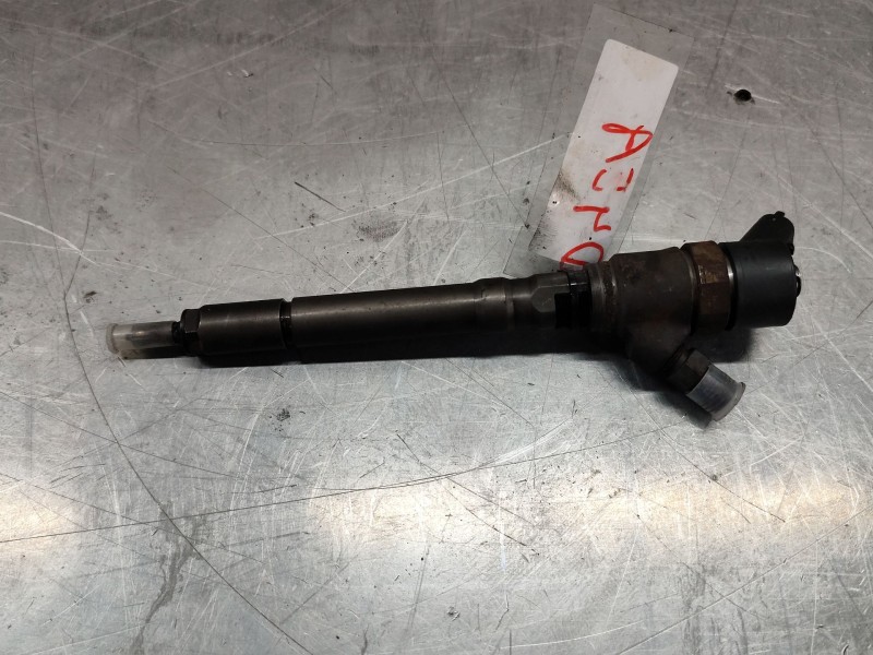 Recambio de inyector para kia sportage ex referencia OEM IAM 3380027010  