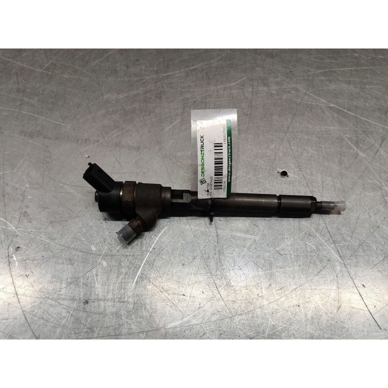 Recambio de inyector para kia sportage ex referencia OEM IAM 3380027010  