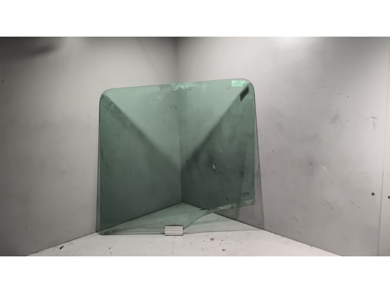 Recambio de luna delantera izquierda para scania p,g,r,t - series p 500, r 500 referencia OEM IAM 1309259  