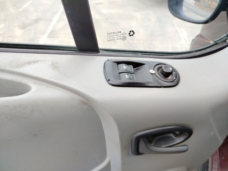 opel vivaro a furgoneta (x83) del año 2005