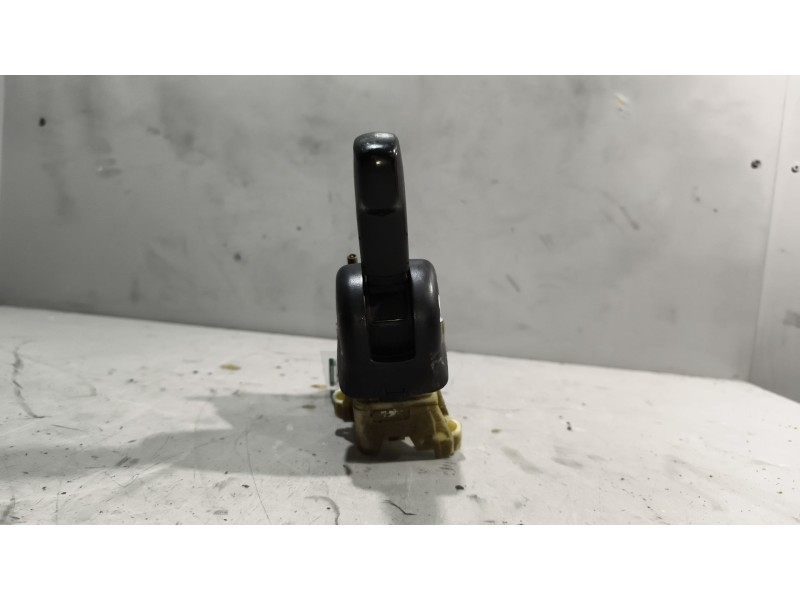 Recambio de palanca freno de mano para scania p,g,r,t - series p 500, r 500 referencia OEM IAM 1774972  