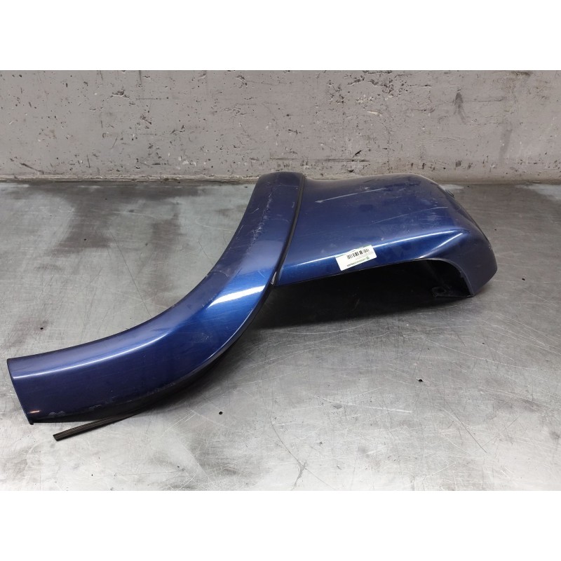 Recambio de aletin trasero derecho para toyota rav 4 ii (_a2_) 2.0 4wd (aca21, aca20) referencia OEM IAM   