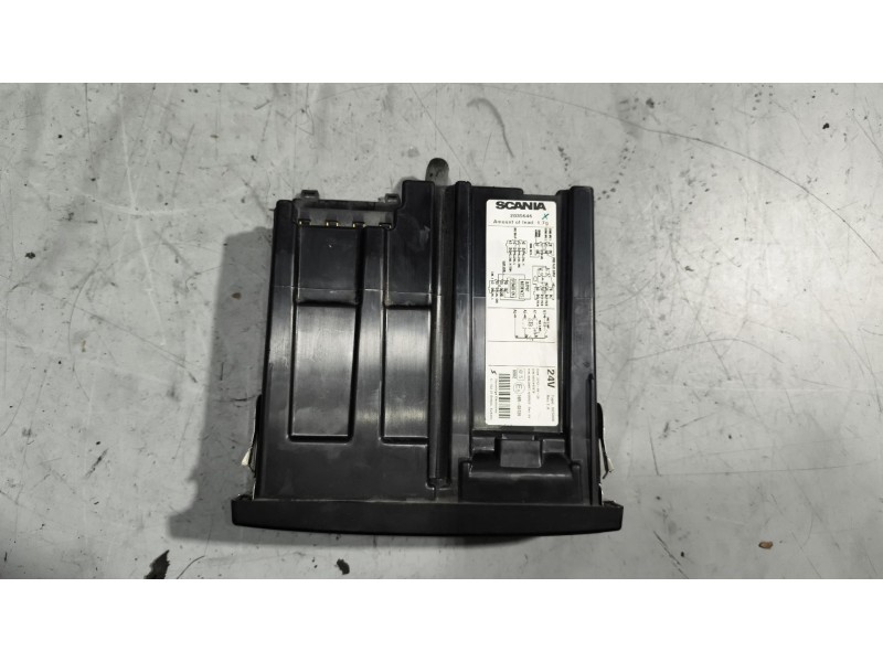 Recambio de tacografo para scania r i r 500 referencia OEM IAM se5000 rev7.4 2035646